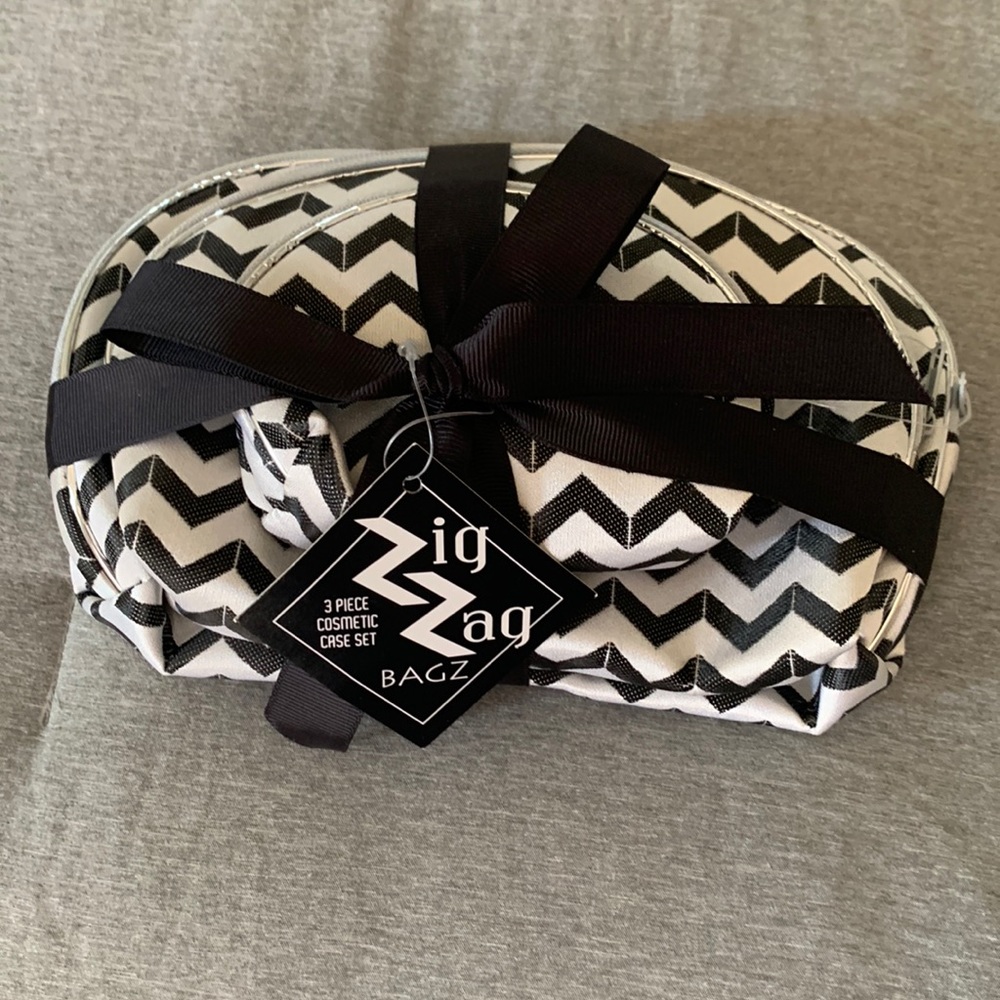 Zig Zag 3 piece cosmetic case set